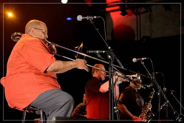 NIK_9131 Fred Wesley 10-11-2015 (Zz)  (p).jpg